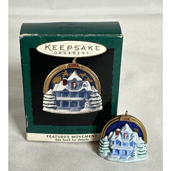 Miniature A Merry Flight Features Movement Hallmark Keepsake Ornament - Picture 1 of 5